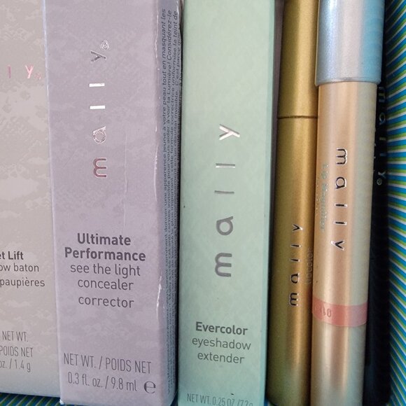 Mally cosmetics Box of 10 bundle New - Picture 4 of 10
